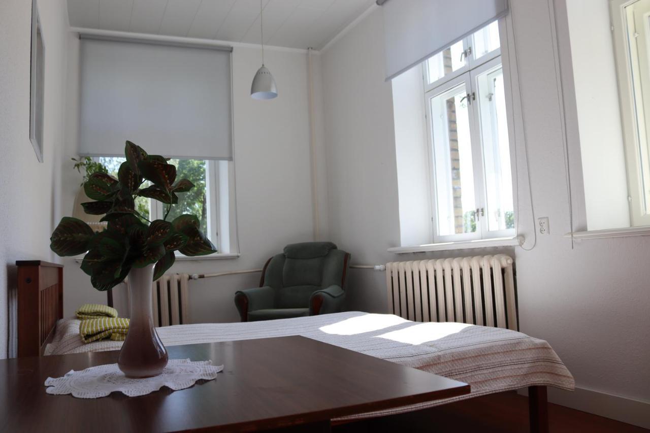 פארנו Hostel Louna מראה חיצוני תמונה