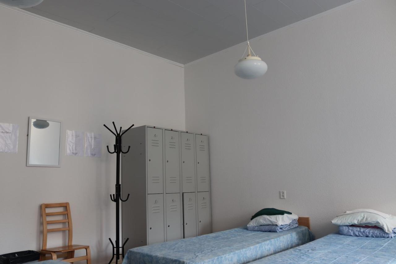 פארנו Hostel Louna מראה חיצוני תמונה
