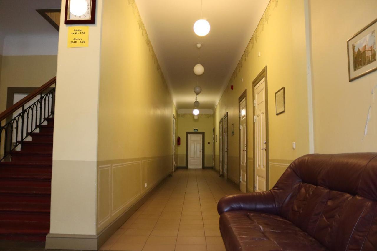 פארנו Hostel Louna מראה חיצוני תמונה