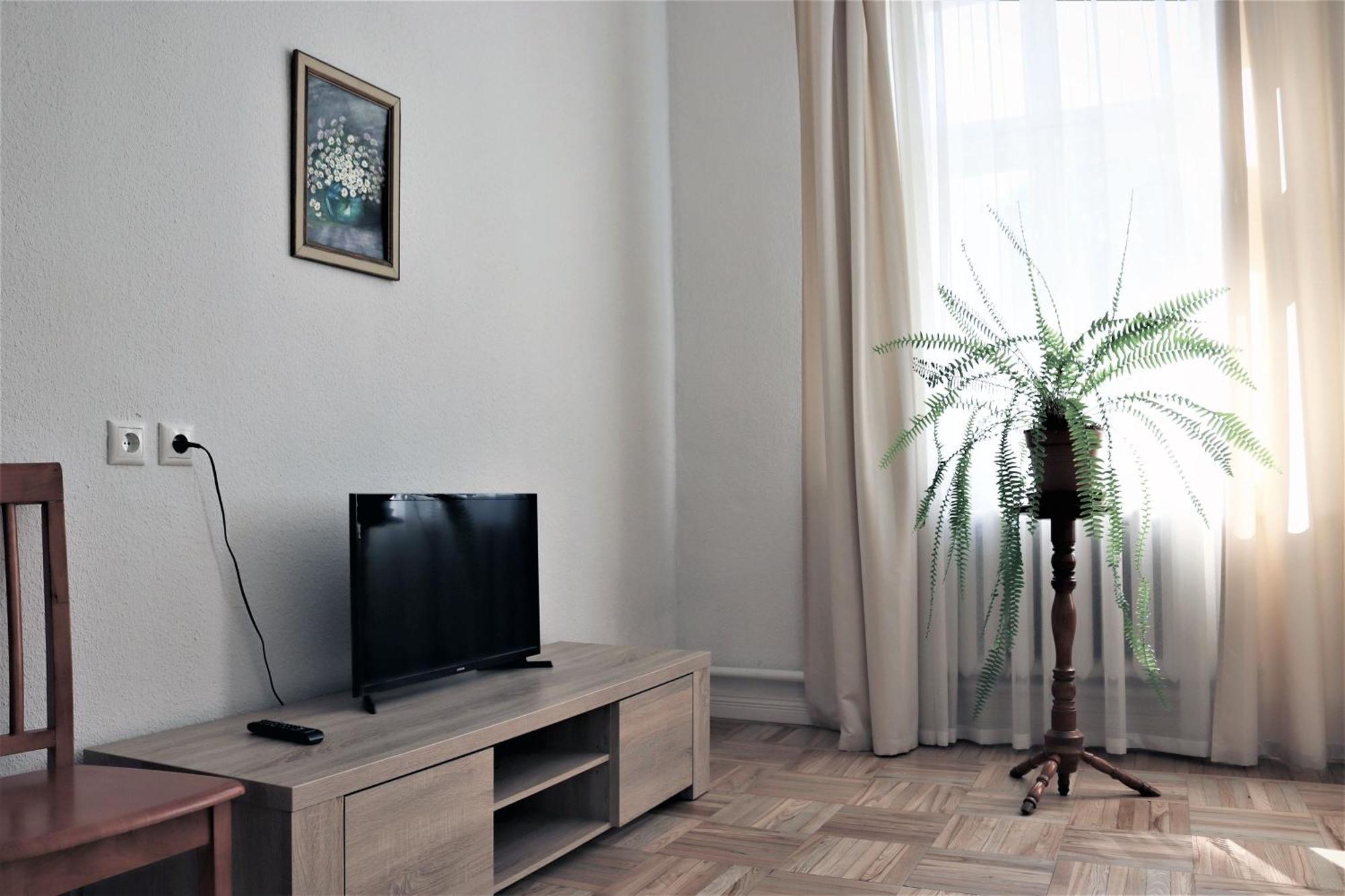 פארנו Hostel Louna מראה חיצוני תמונה